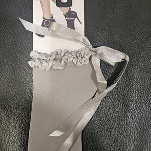 Elegant Silver Ribbon Women's Accessory